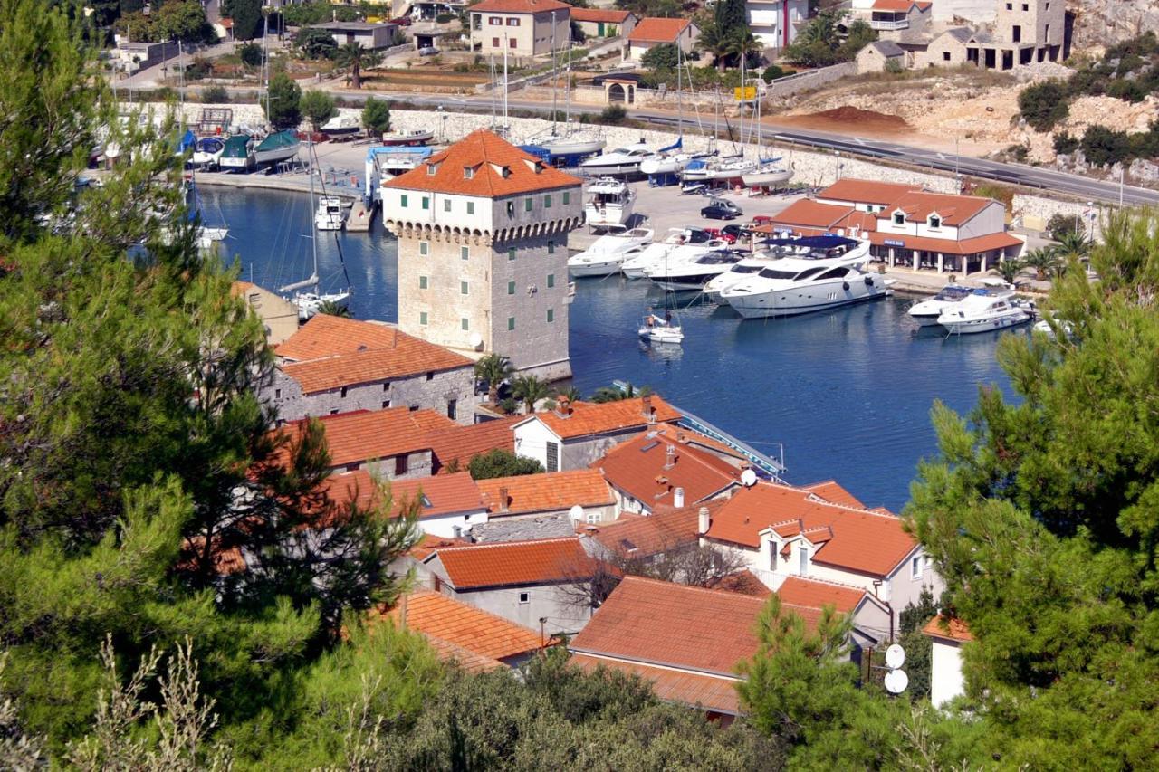 Apartments By The Sea Marina, Trogir - 9035 Экстерьер фото