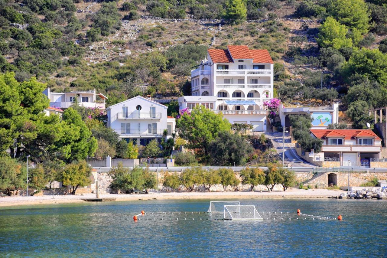 Apartments By The Sea Marina, Trogir - 9035 Экстерьер фото