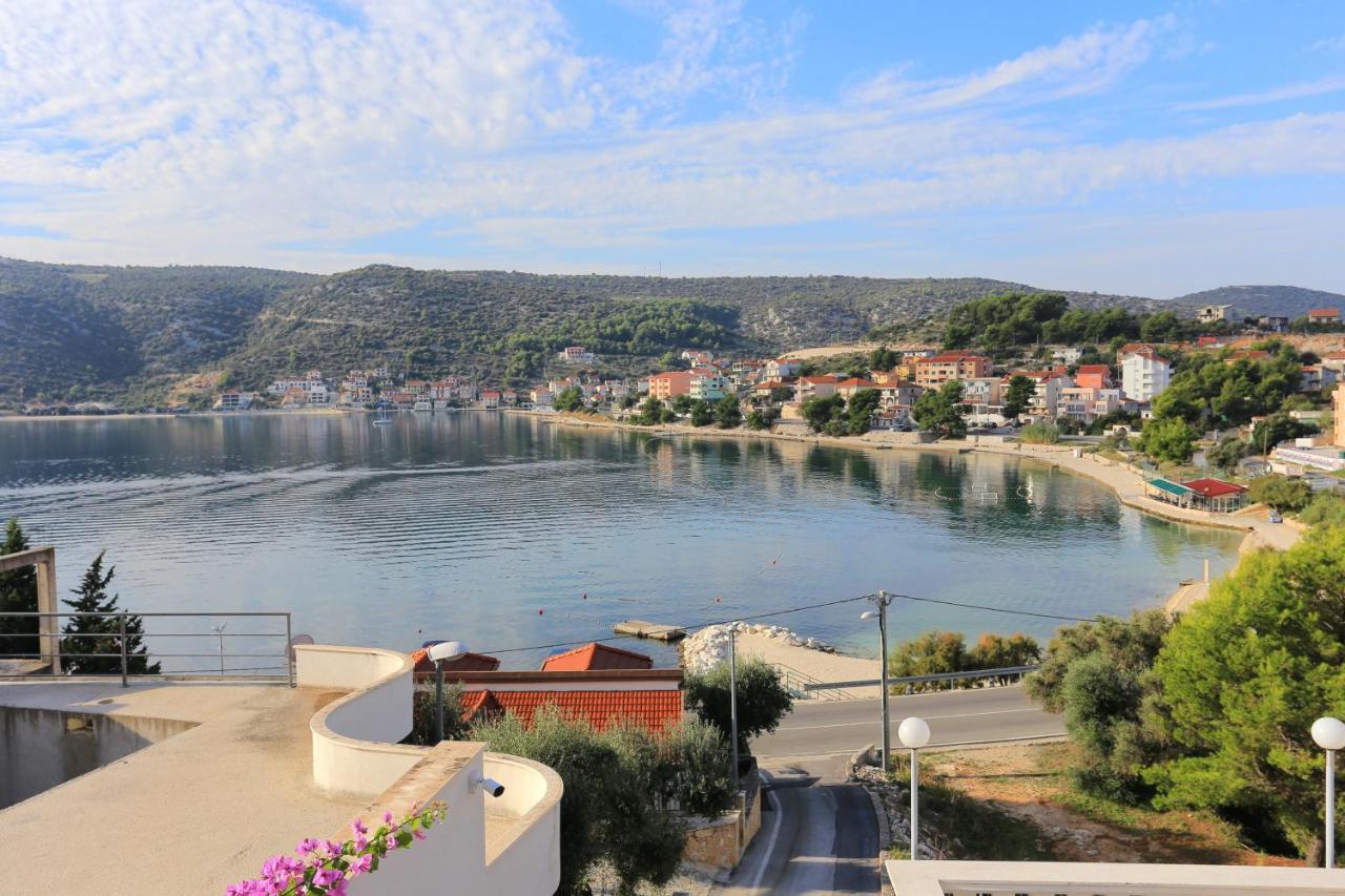 Apartments By The Sea Marina, Trogir - 9035 Экстерьер фото